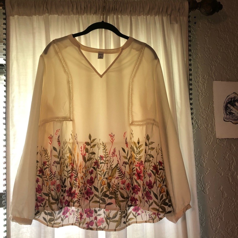 DRESS SHIRT [CREME WITH FLORAL PRINT] FROM:OLDNAVY
